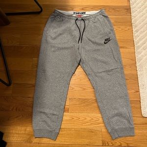 nike grey sweatpants